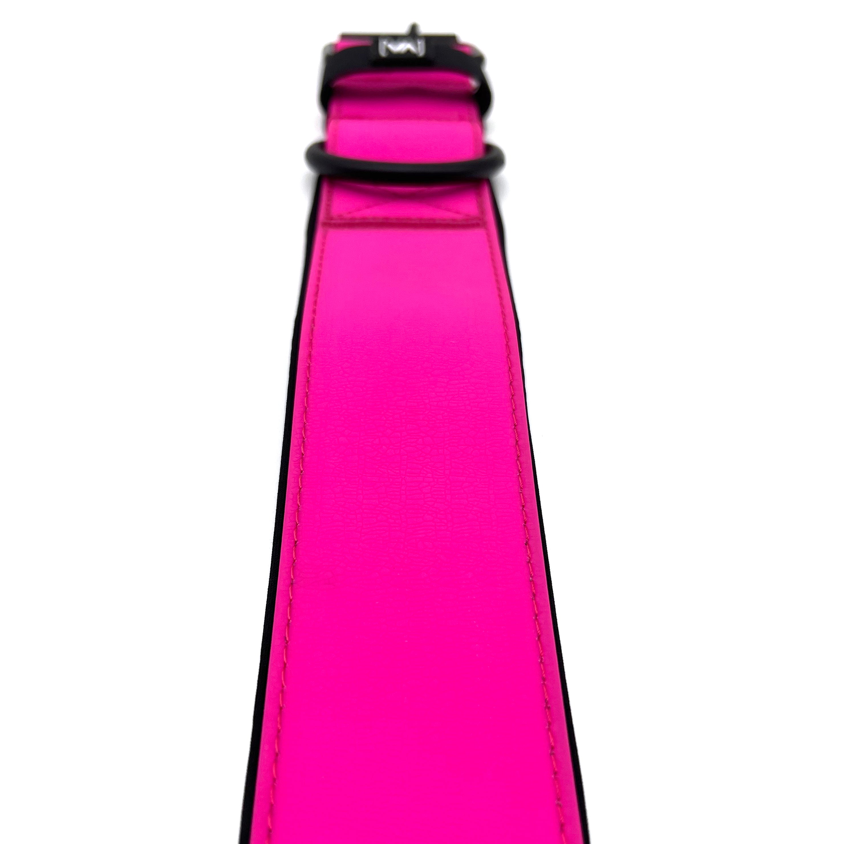 Wasserhalsband mit Strukturiertem HydroTex-Gummi für Hunde - Mit Abstehender Innenfütterung - Pink - Vitomalia -