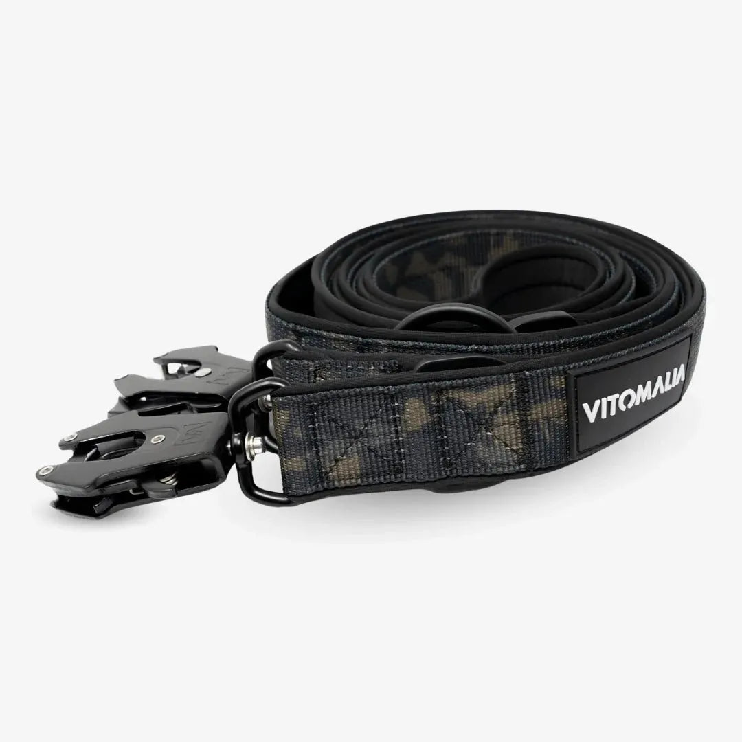 Taktische verstellbare Hundeleine mit Froschkarabiner aus Hartaluminum Camouflage